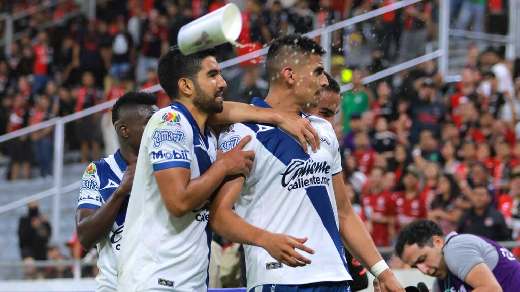 Puebla deja sin puntos al Atlas ante su afición en el arranque de la jornada 10